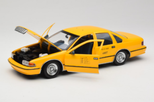 Chevrolet Caprice NYC Taxi UT Models 1:18 180142095-O1 Metall — Bild 2 von 8