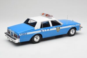 Chevrolet Caprice NYPD Polizeiauto MCG 1:18 MCG18360 Metall — Bild 2 von 6