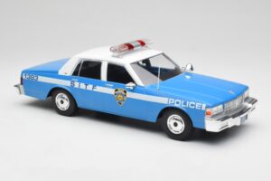 Chevrolet Caprice NYPD Polizeiauto MCG 1:18 MCG18360 Metall — Bild 4 von 6