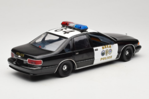 Chevrolet Caprice Kalifornien Polizei UT Models 1:18 180142098 Metall — Bild 3 von 8