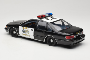 Chevrolet Caprice Kalifornien Polizei UT Models 1:18 180142098 Metall — Bild 7 von 8