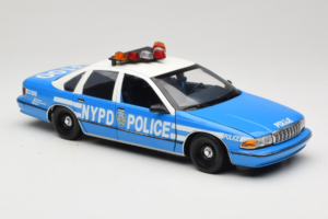 Chevrolet Caprice New York Polizei UT Models 1:18 180142097 Metall — Bild 6 von 8