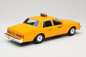 Chevrolet Caprice Gelb Taxi MCG 1:18 MCG18038 Metall — Bild 2 von 6