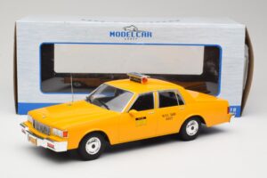 Chevrolet Caprice Gelb Taxi MCG 1:18 MCG18038 Metall — Bild 6 von 6