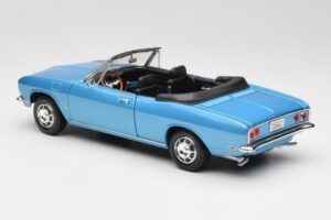 Chevrolet Corvair Monza Cabriolet Blau Road Signature 1:18 92498 Metall — Bild 7 von 8