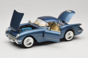 Chevrolet Corvette C1 Blau Mira 1:18 6105 Metall — Bild 2 von 8