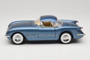 Chevrolet Corvette C1 Blau Mira 1:18 6105 Metall — Bild 4 von 8