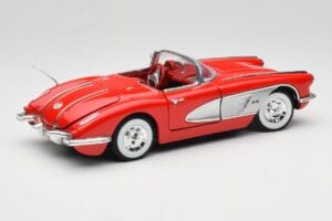 Chevrolet Corvette C1 Rot Motormax 1:18 73100TC Metall — Bild 3 von 8