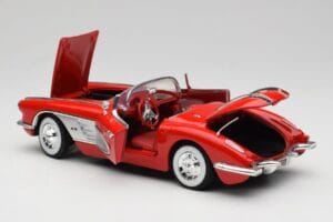 Chevrolet Corvette C1 Rot Motormax 1:18 73100TC Metall — Bild 5 von 8