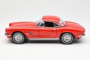 Chevrolet Corvette C1 Cabriolet Roman Rot AUTOart 1:18 71102 Metall — Bild 4 von 8