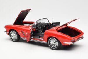 Chevrolet Corvette C1 Cabriolet Roman Rot AUTOart 1:18 71102 Metall — Bild 5 von 8