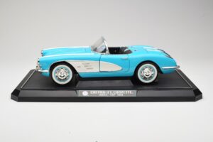 Chevrolet Corvette C1 Hard Top Blau Solido 1:12 1202-M1 Metall — Bild 4 von 8