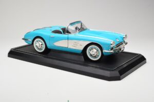 Chevrolet Corvette C1 Hard Top Blau Solido 1:12 1202-M1 Metall — Bild 6 von 8