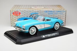 Chevrolet Corvette C1 Hard Top Blau Solido 1:12 1202-M1 Metall — Bild 8 von 8