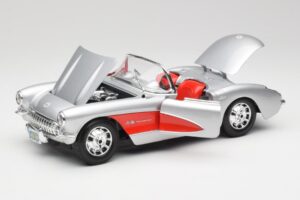 Chevrolet Corvette C1 Silber & Rot Bburago 1:18 3024-M1 Metall — Bild 2 von 8