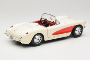 Chevrolet Corvette C1 Weiß & Rot Bburago 1:18 3024-M3 Metall — Bild 3 von 8