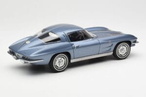 Chevrolet Corvette C2 Blaugrau Metallic AUTOart 1:18 71182 Metall — Bild 3 von 8