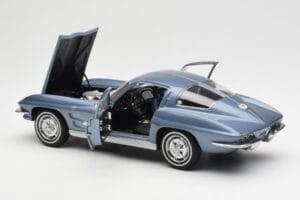 Chevrolet Corvette C2 Blaugrau Metallic AUTOart 1:18 71182 Metall — Bild 5 von 8