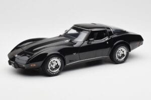 Chevrolet Corvette C3 Schwarz UT Models 1:18 21071 Metall