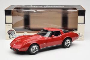 Chevrolet Corvette C3 Rot UT Models 1:18 21073 Metall — Bild 8 von 8