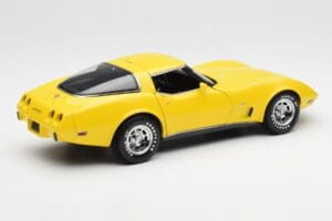 Chevrolet Corvette C3 Gelb UT Models 1:18 21074 Metall — Bild 3 von 8