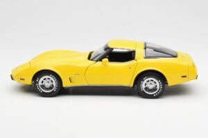 Chevrolet Corvette C3 Gelb UT Models 1:18 21074 Metall — Bild 4 von 8