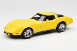 Chevrolet Corvette C3 Gelb UT Models 1:18 21074 Metall