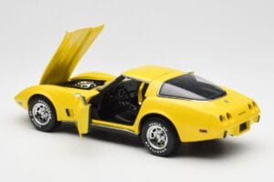 Chevrolet Corvette C3 Gelb UT Models 1:18 21074 Metall — Bild 5 von 8