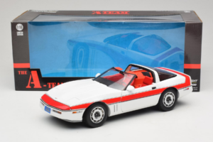 Chevrolet Corvette C4 A-Team Weiß GreenLight 1:18 13532 Metall — Bild 8 von 8