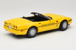 Chevrolet Corvette C4 Indianapolis 500 Pace Car Gelb Greenlight 1:18 11801-06 Metall — Bild 3 von 8