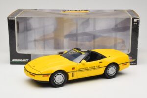 Chevrolet Corvette C4 Indianapolis 500 Pace Car Gelb Greenlight 1:18 11801-06 Metall — Bild 8 von 8