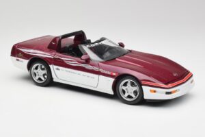 Chevrolet Corvette C4 Indy 500 Pace Car Maisto 1:18 56011 Metall — Bild 6 von 8