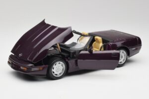 Chevrolet Corvette C4 LT4 Cabriolet Lila Metallic Maisto 1:18 50277 Metall — Bild 2 von 8