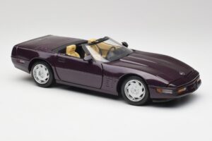 Chevrolet Corvette C4 LT4 Cabriolet Lila Metallic Maisto 1:18 50277 Metall — Bild 6 von 8