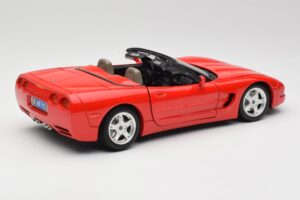 Chevrolet Corvette C5 Cabriolet Rot Bburago 1:18 3076 Metall — Bild 3 von 8