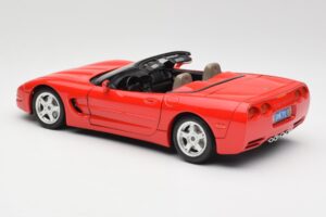 Chevrolet Corvette C5 Cabriolet Rot Bburago 1:18 3076 Metall — Bild 7 von 8