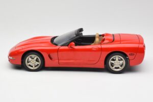Chevrolet Corvette C5 Cabriolet Rot UT Models 1:18 21006 Metall — Bild 4 von 8