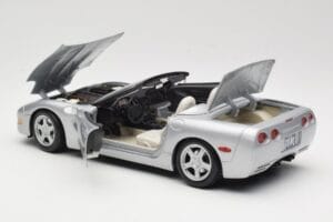 Chevrolet Corvette C5 Cabriolet Silber Maisto 1:18 50317 Metall — Bild 5 von 8