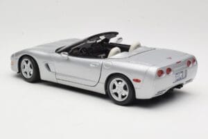 Chevrolet Corvette C5 Cabriolet Silber Maisto 1:18 50317 Metall — Bild 7 von 8