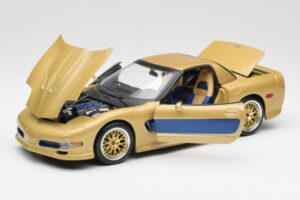 Chevrolet Corvette C5 Guldstrand Signature Edition Gold Maisto 1:18 31657 Metall — Bild 2 von 8