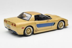 Chevrolet Corvette C5 Guldstrand Signature Edition Gold Maisto 1:18 31657 Metall — Bild 3 von 8
