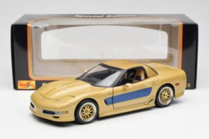 Chevrolet Corvette C5 Guldstrand Signature Edition Gold Maisto 1:18 31657 Metall — Bild 8 von 8
