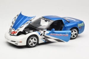Chevrolet Corvette C5 Pace Car Rolex 24 at Daytona 1999 UT Models 1:18 39944 Metall — Bild 2 von 8