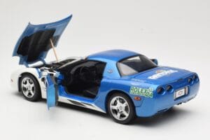 Chevrolet Corvette C5 Pace Car Rolex 24 at Daytona 1999 UT Models 1:18 39944 Metall — Bild 5 von 8