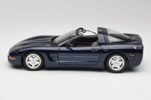 Chevrolet Corvette C5 Nassau Blau Bburago 1:18 30166 Metall — Bild 4 von 8