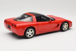 Chevrolet Corvette C5 Targa Rot UT Models 1:18 21001 Metall — Bild 3 von 8