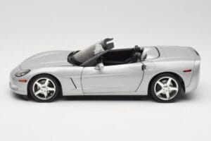 Chevrolet Corvette C6 Cabriolet Silber Hot Wheels 1:18 B6052 Metall — Bild 4 von 8