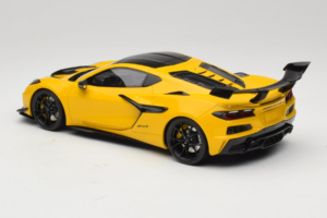 Chevrolet Corvette C8 ZR1 Gelb GT Spirit 1:18 GT528 Resin — Bild 5 von 6