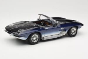 Chevrolet Corvette Mako Shark Dunkelblau UT Models 1:18 21061 Metall — Bild 3 von 8