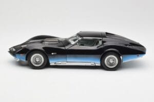 Chevrolet Corvette Manta Ray Blau AUTOart 1:18 71041 Metall — Bild 4 von 8